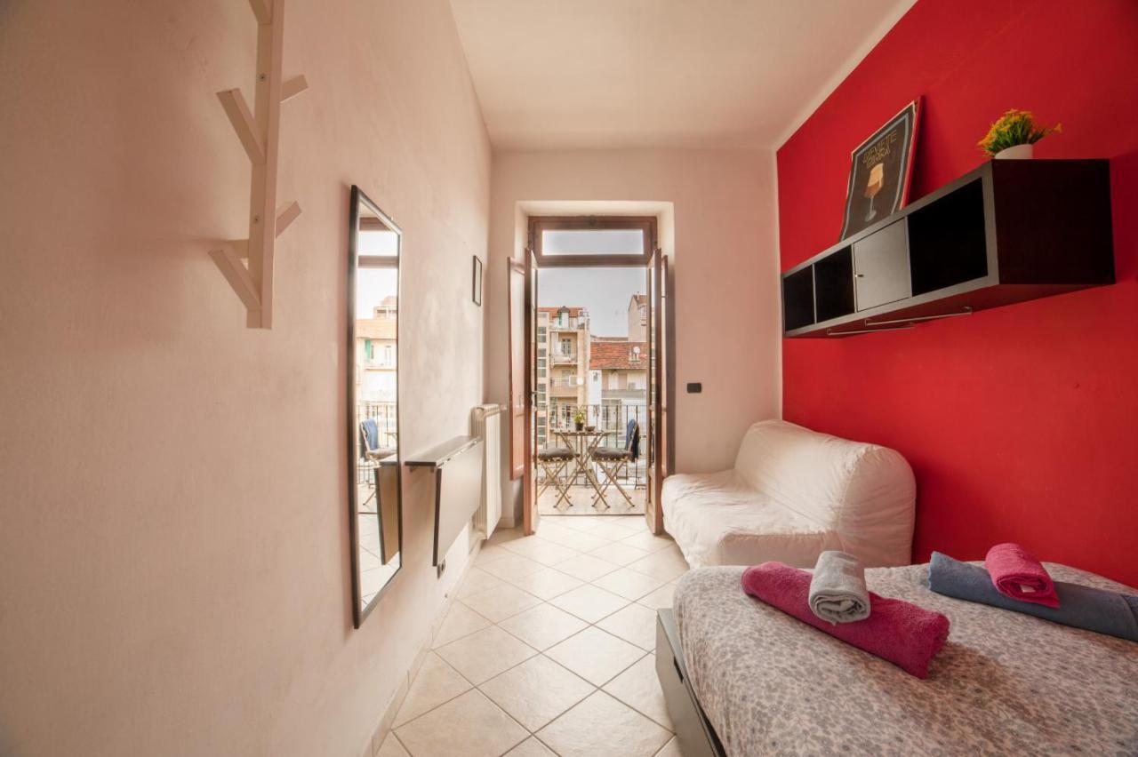 Cozy Room Stanza Close City Center In A Family House Stanza In Appartamento Condiviso Noi Viviamo In Casa Stanza In Affitto تورينو المظهر الخارجي الصورة