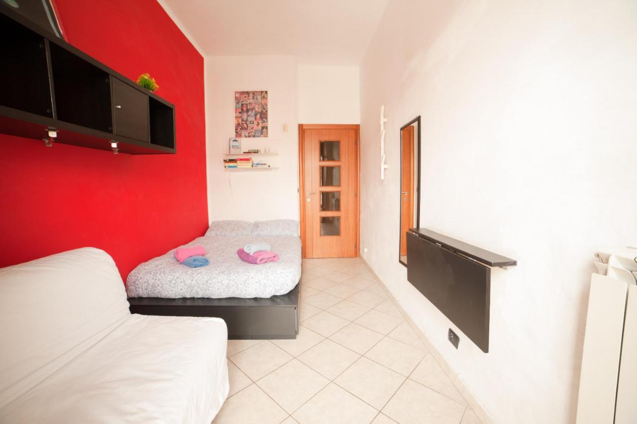 Cozy Room Stanza Close City Center In A Family House Stanza In Appartamento Condiviso Noi Viviamo In Casa Stanza In Affitto تورينو المظهر الخارجي الصورة