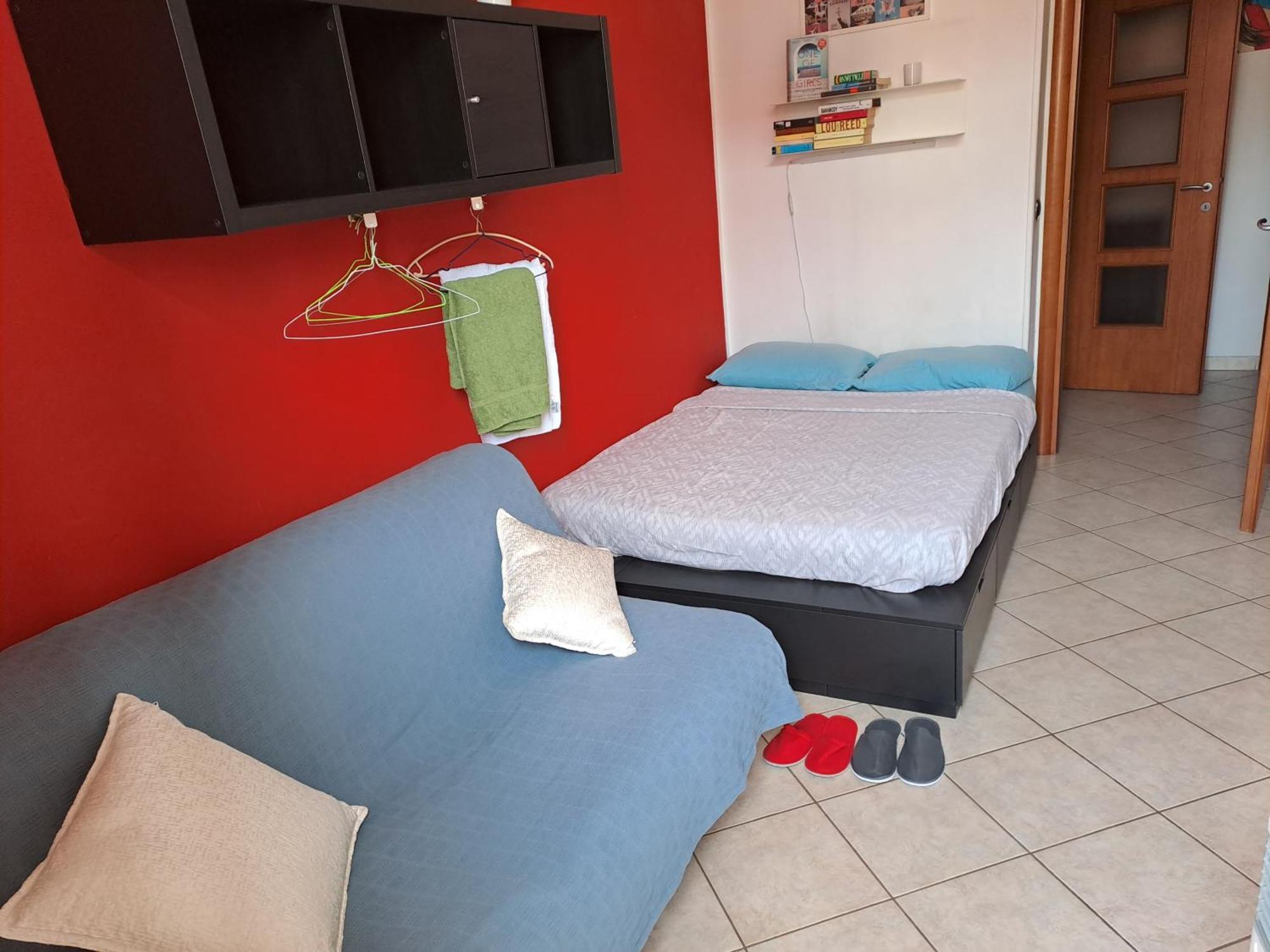 Cozy Room Stanza Close City Center In A Family House Stanza In Appartamento Condiviso Noi Viviamo In Casa Stanza In Affitto تورينو الغرفة الصورة