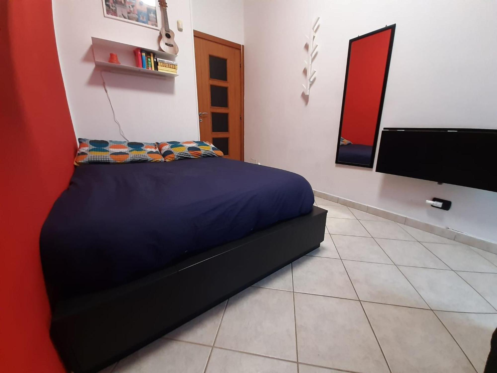 Cozy Room Stanza Close City Center In A Family House Stanza In Appartamento Condiviso Noi Viviamo In Casa Stanza In Affitto تورينو الغرفة الصورة