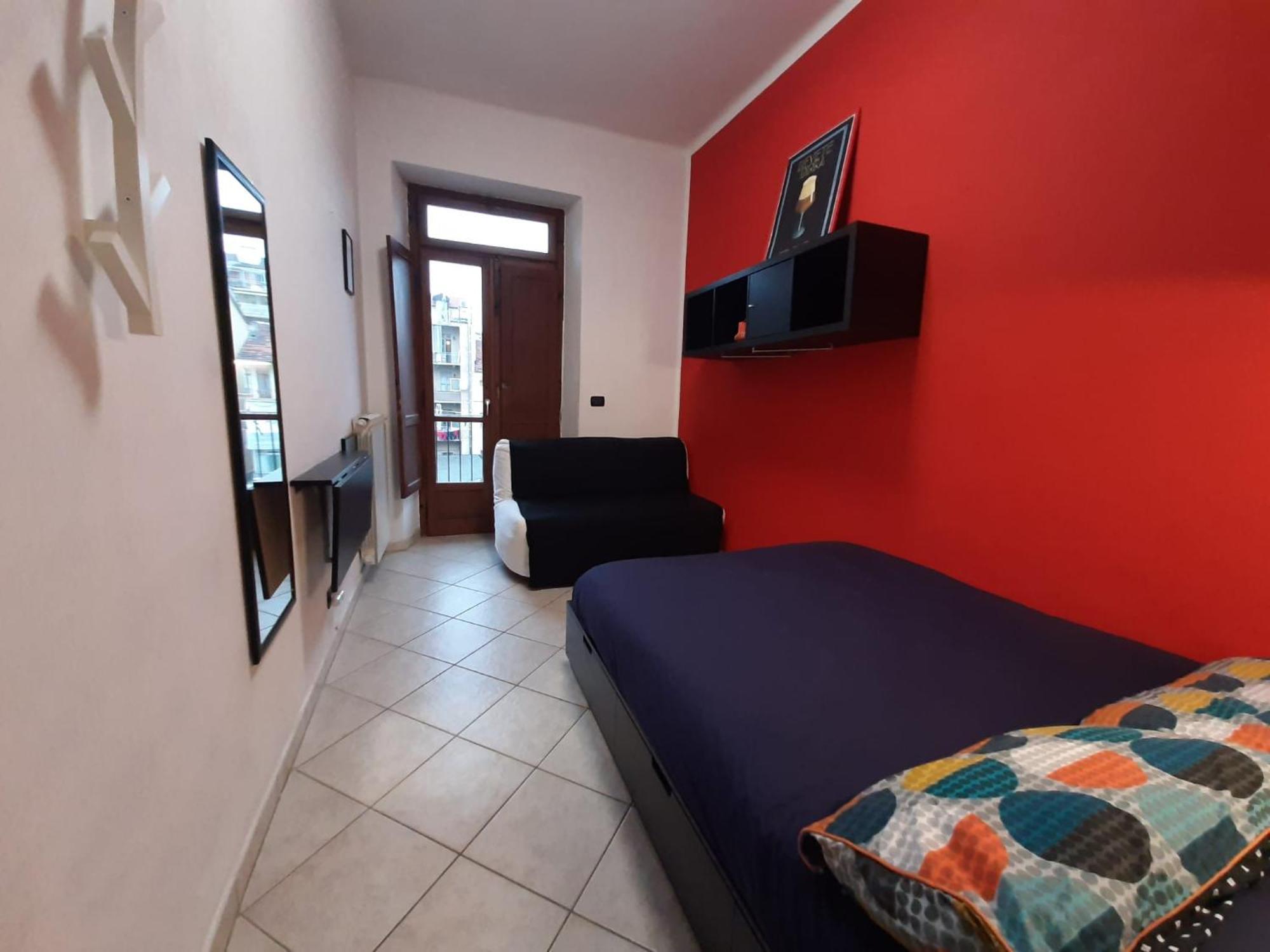 Cozy Room Stanza Close City Center In A Family House Stanza In Appartamento Condiviso Noi Viviamo In Casa Stanza In Affitto تورينو الغرفة الصورة
